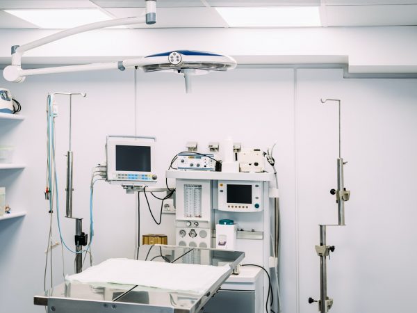 Sala de cirurgia moderna no hospital.